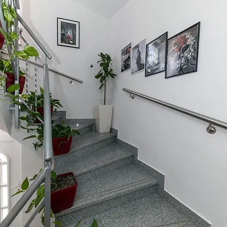 Апартаменты Erik *